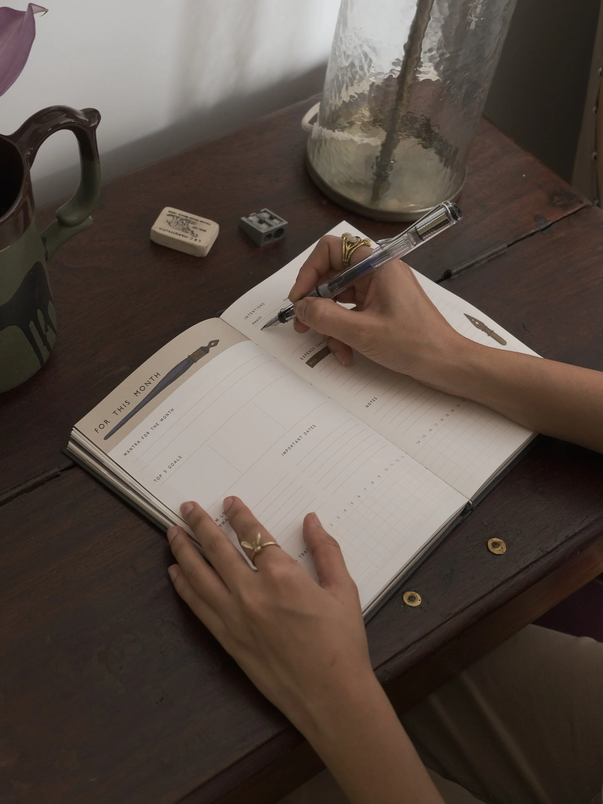 2026 Hardbound Planner | Noir - Image 13