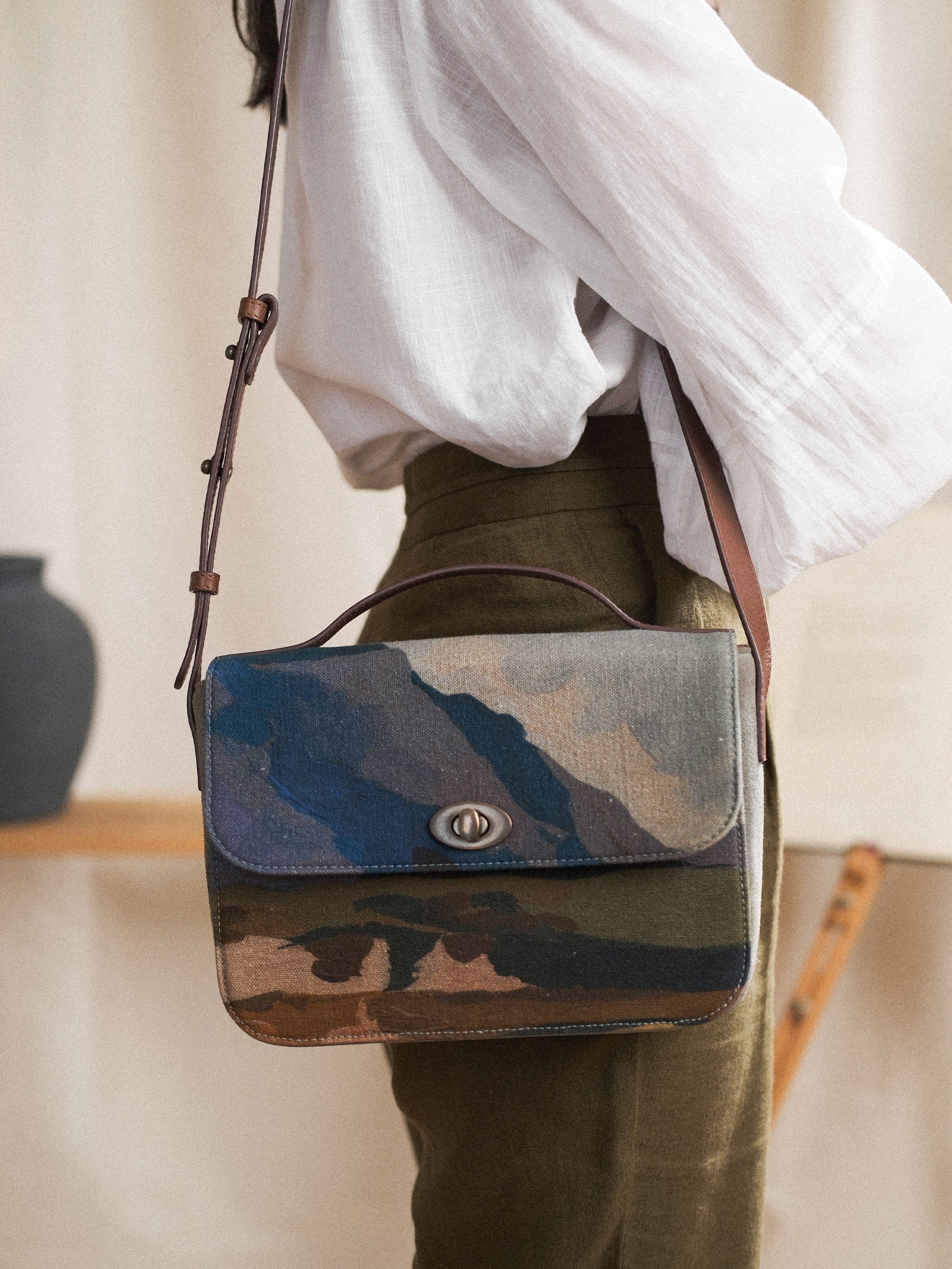 Sling bag | Hillside - Image 3
