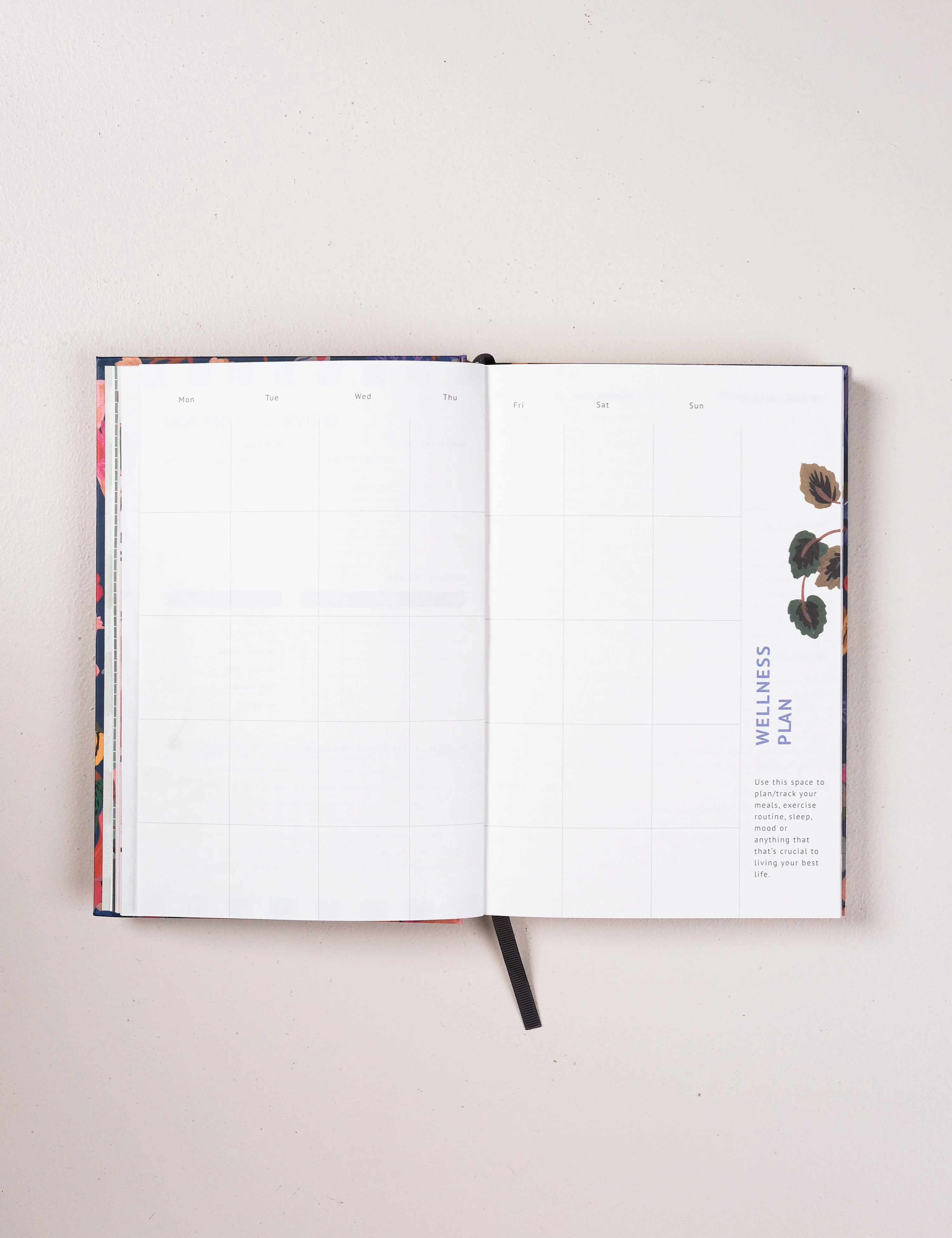 Undated Yearly Planner | Tropic - Image 9